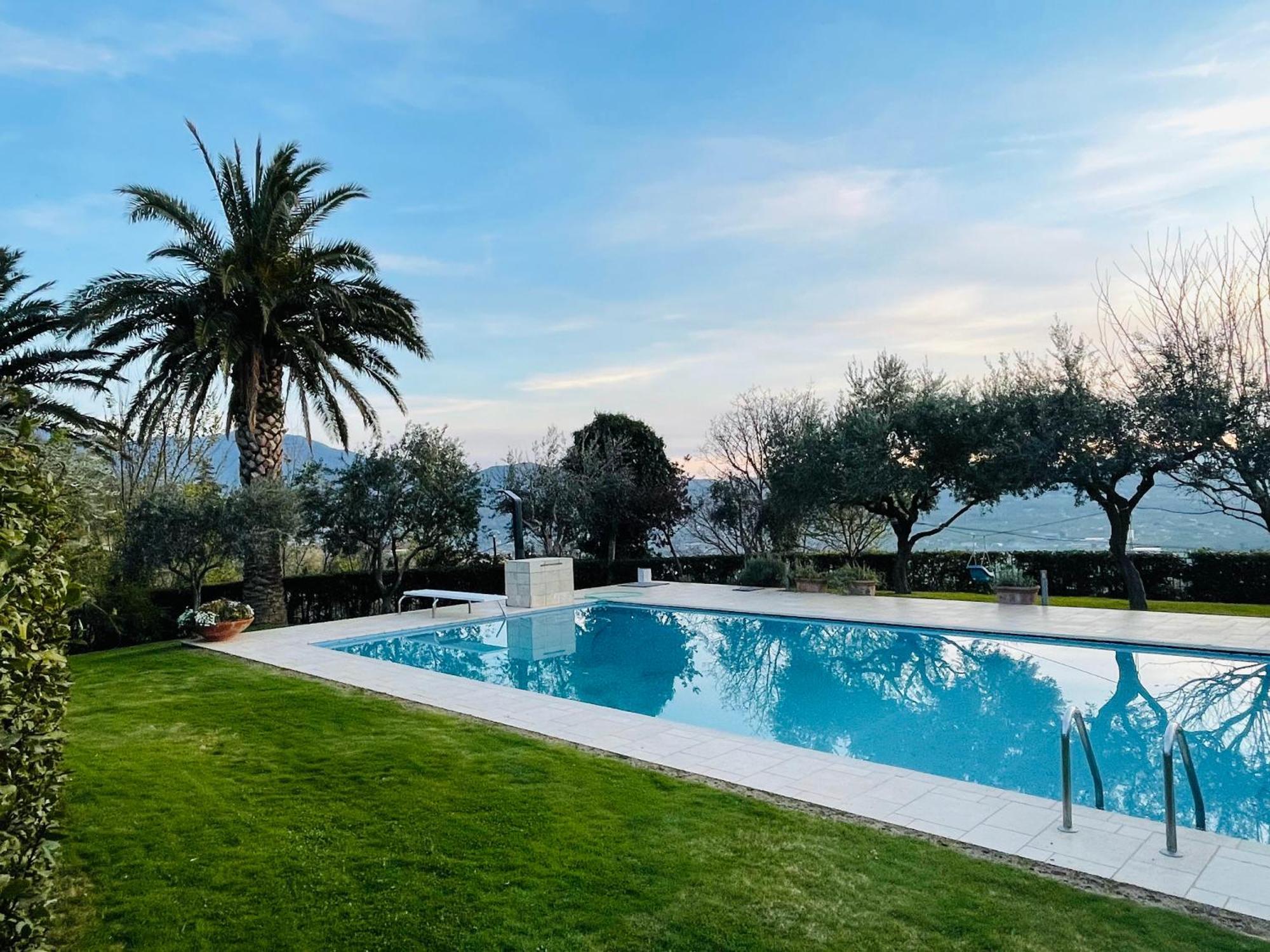 Villa Mandetta B&B Santo Stefano del Sole Eksteriør billede