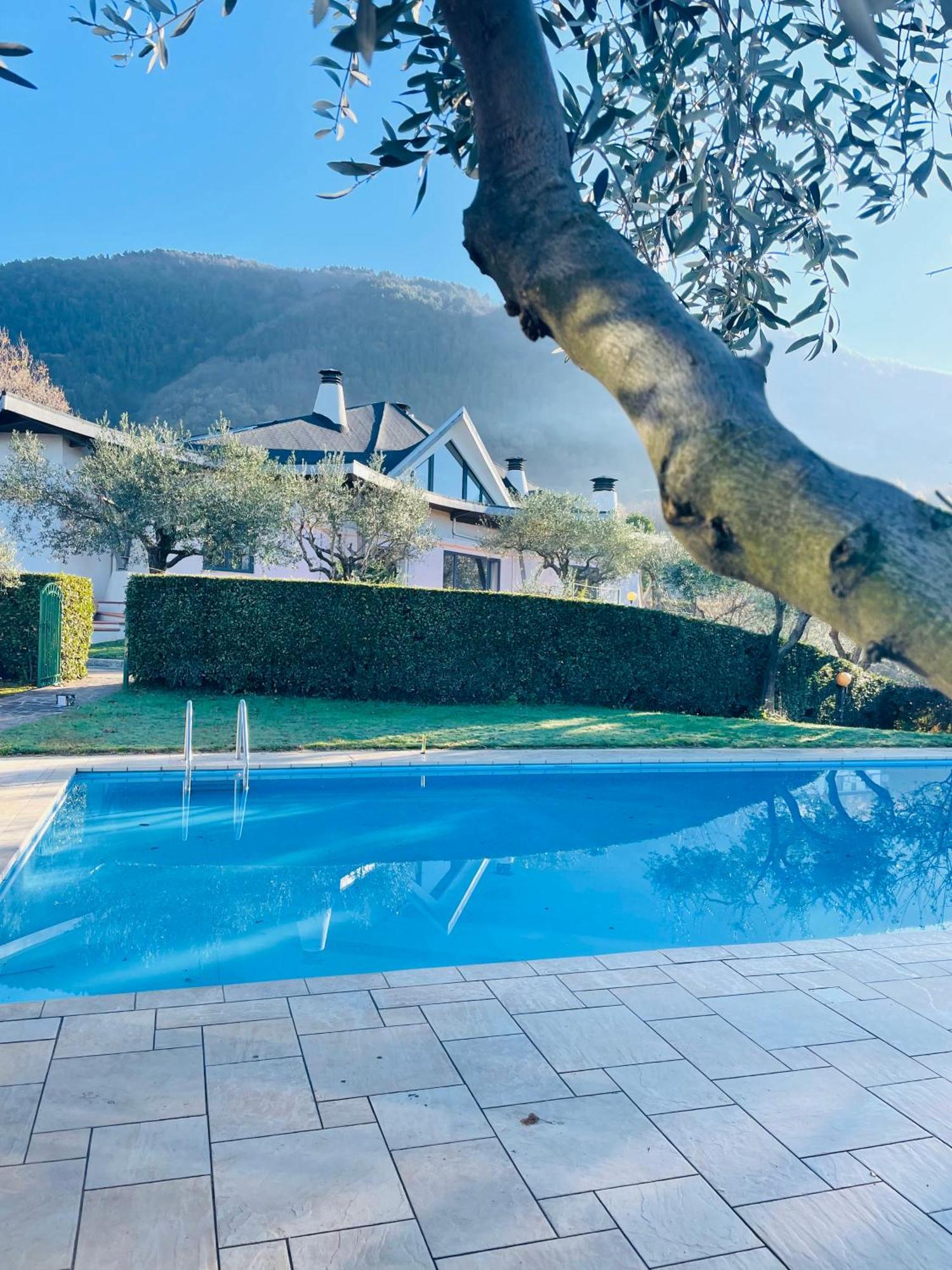Villa Mandetta B&B Santo Stefano del Sole Eksteriør billede