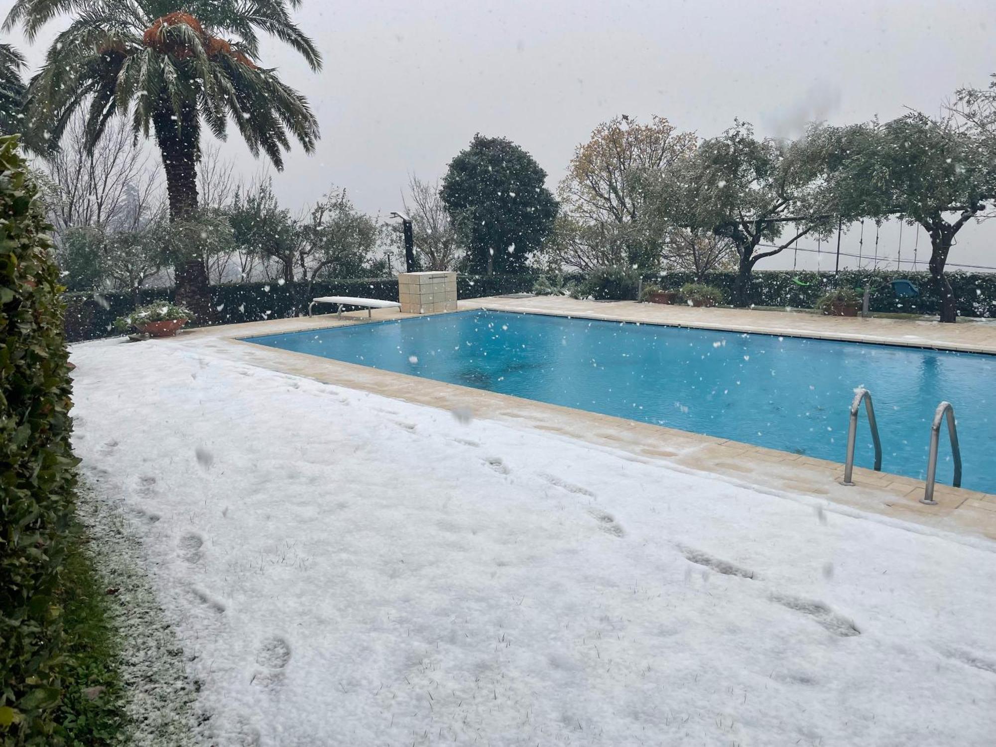 Villa Mandetta B&B Santo Stefano del Sole Eksteriør billede