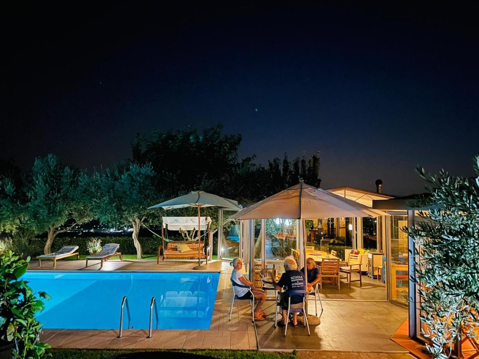 Villa Mandetta B&B Santo Stefano del Sole Eksteriør billede