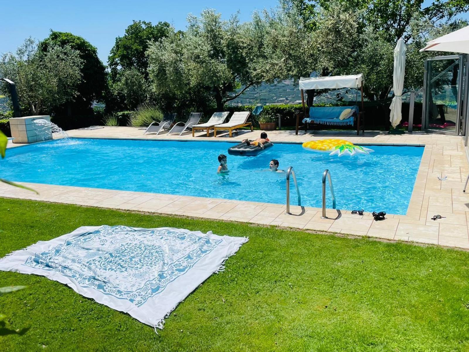 Villa Mandetta B&B Santo Stefano del Sole Eksteriør billede