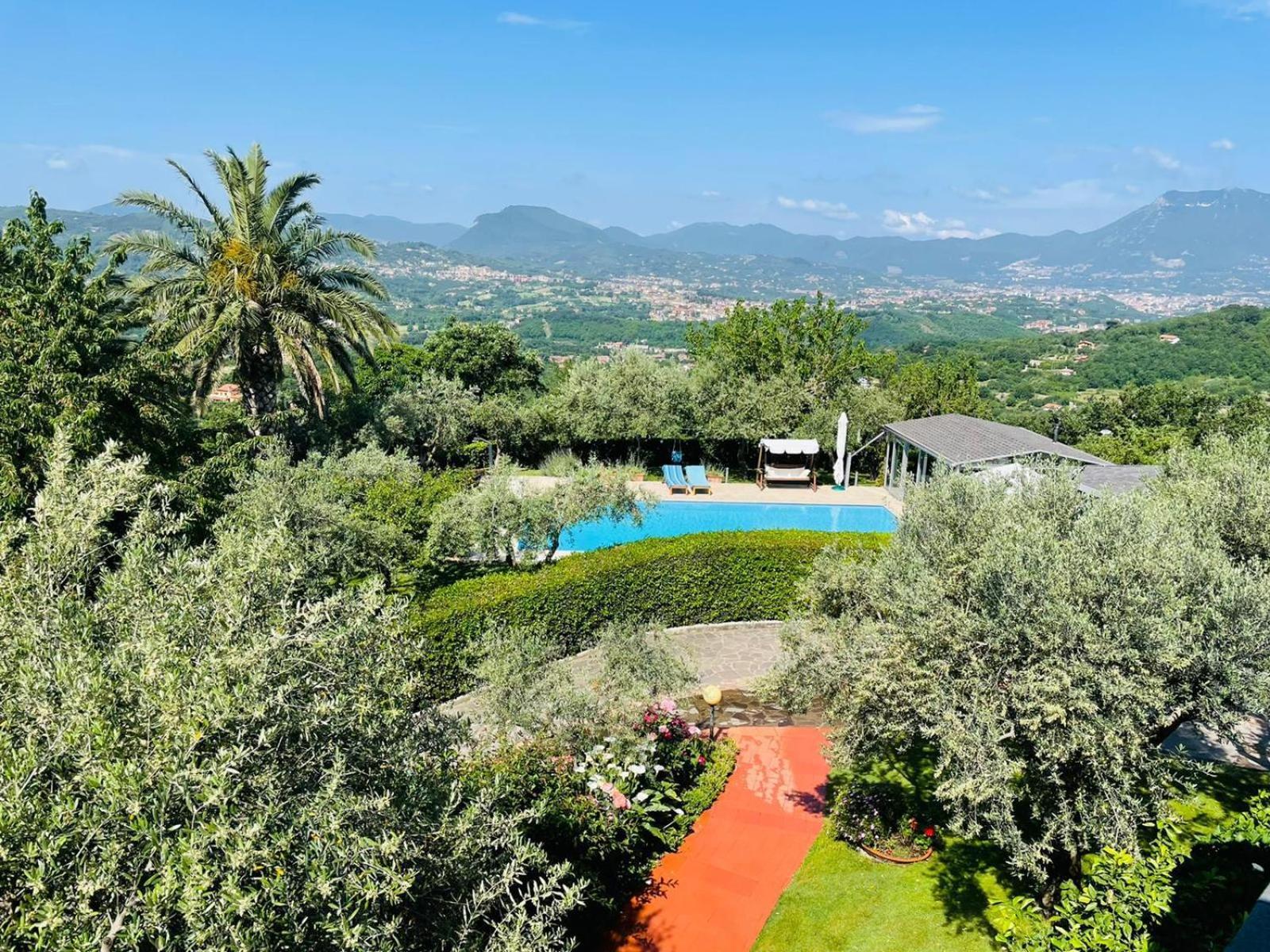 Villa Mandetta B&B Santo Stefano del Sole Eksteriør billede