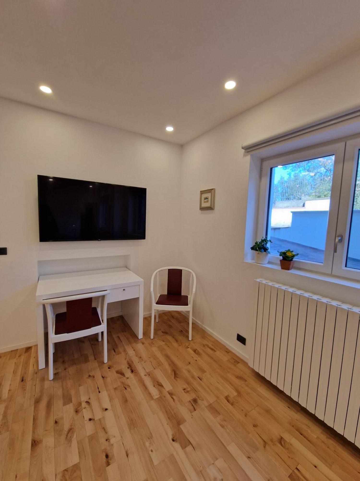Villa Mandetta B&B Santo Stefano del Sole Eksteriør billede